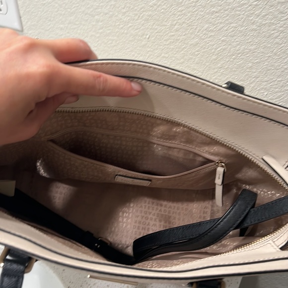 Large kate spade satchel - Picture 3 of 6